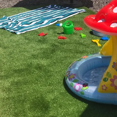 Llanitos غيا ذي إسورا